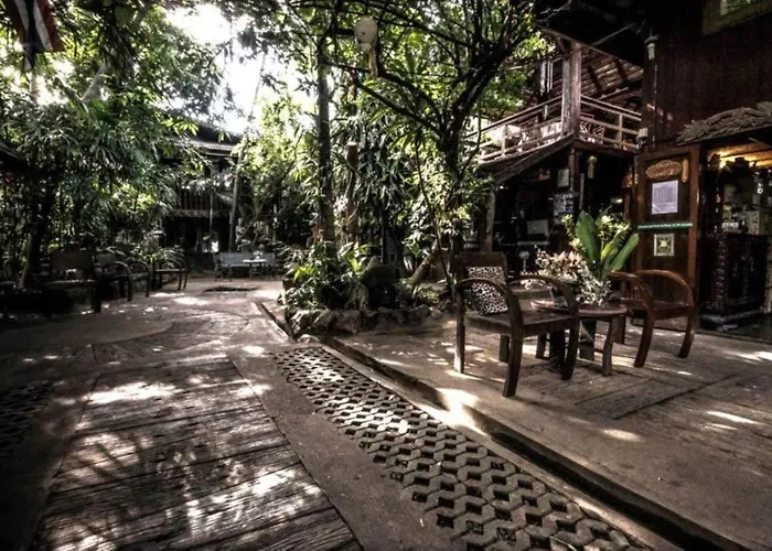 Gap\'S House